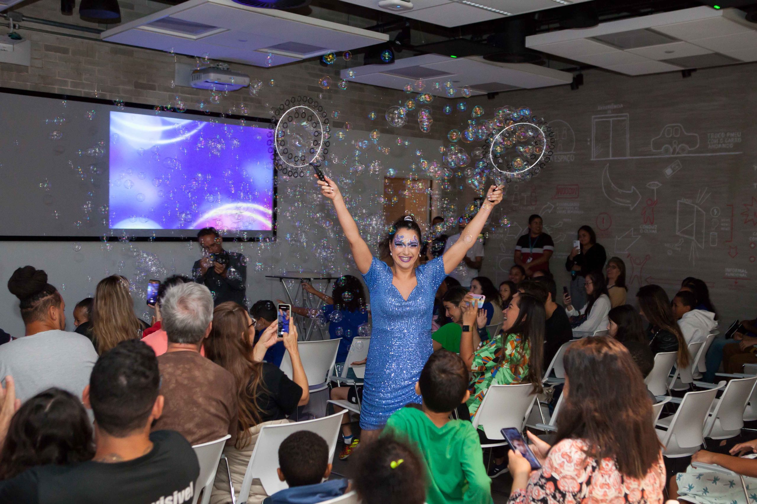 Club Design São Paulo apoio às ONG´s Alquimia e Torne Visível