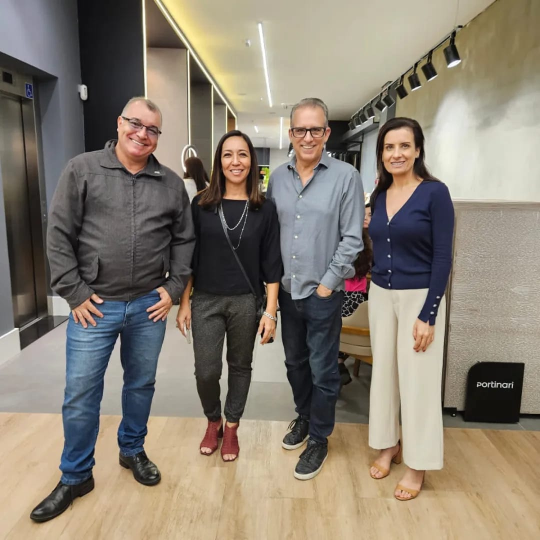 Gravação e coquetel Obra Fácil